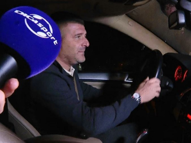 A plecat de la ședința cu Vassaras și a oferit declarația zilei. ”Vremea, ce să se schimbe?”