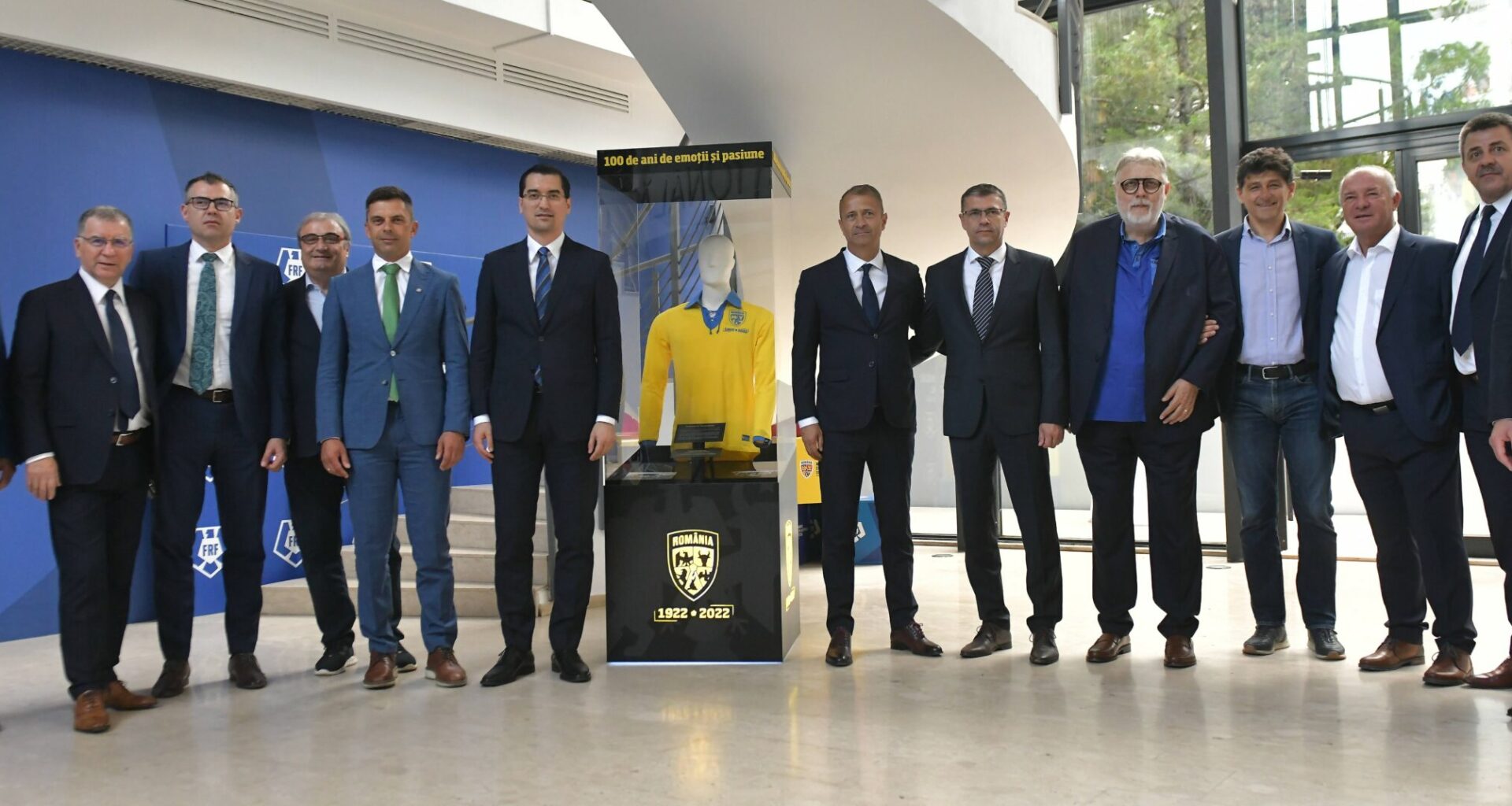 „Și doamna a marșat în flirt”