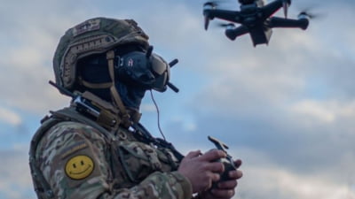Operatorii de drone ai Ucrainei, nevoiți să negocieze „culoare de zbor” prin zonele de bruiaj prietene