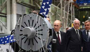 Economia de război a lui Putin gâfâie: Titanii industriali din Rusia dau afară muncitori