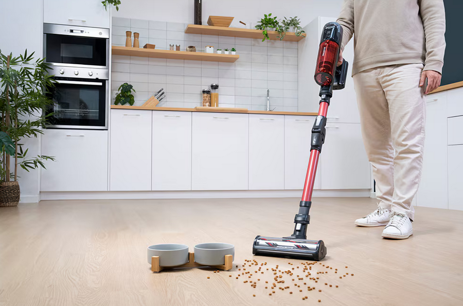 aspirator vertical Rowenta X-Force 13.6 RH9A73WO cu autonomie de până la 60 de minute la 799.92 lei + voucher buy-back de 300 lei