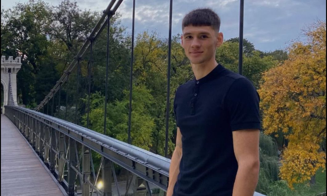 „Nu văd absolut nimic la acest român”