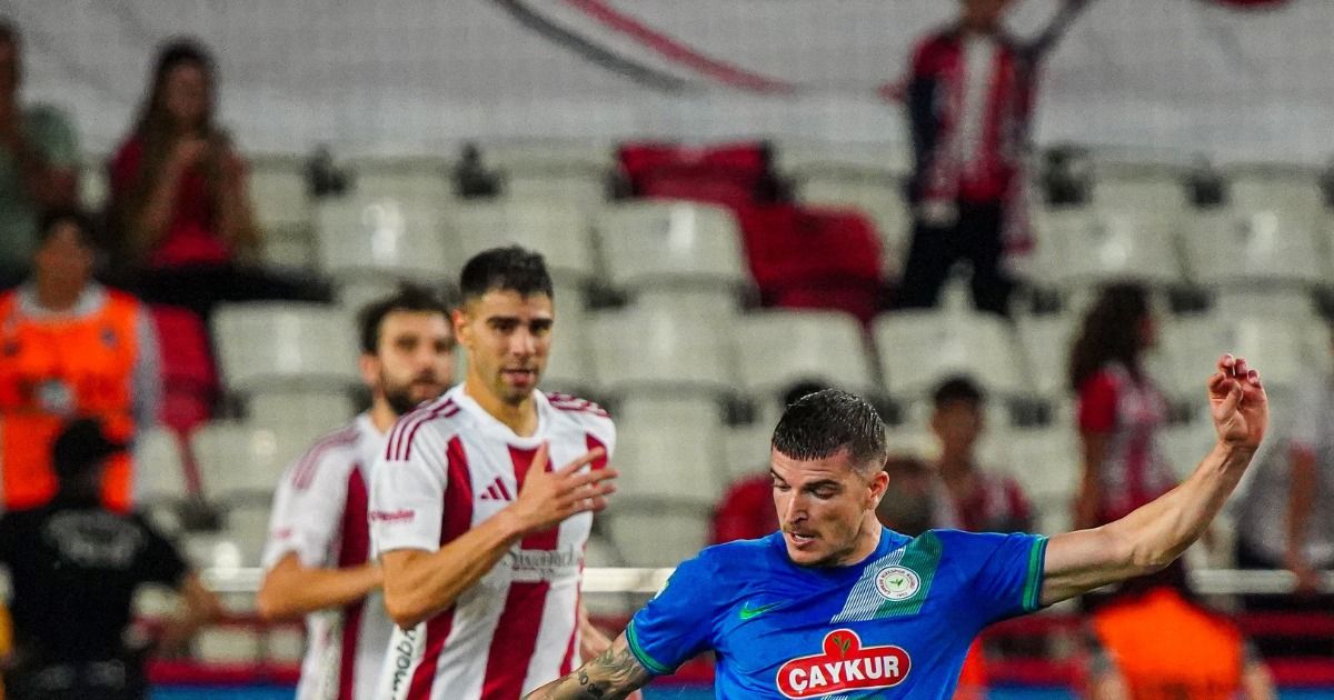 Mihăilă, ce gol! VIDEO. Momentul în care internaționalul român marchează de la mijlocul terenului