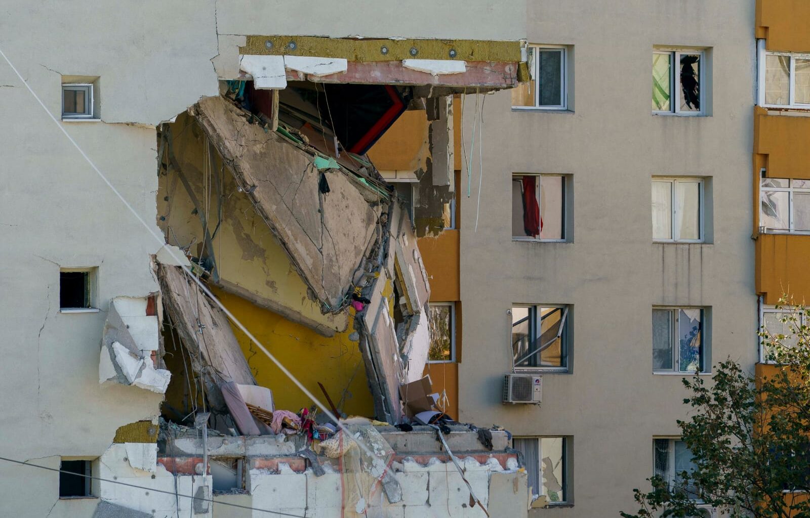 explozie, centrala, gaze, rahova, sector 5, apartamente, bloc distrus