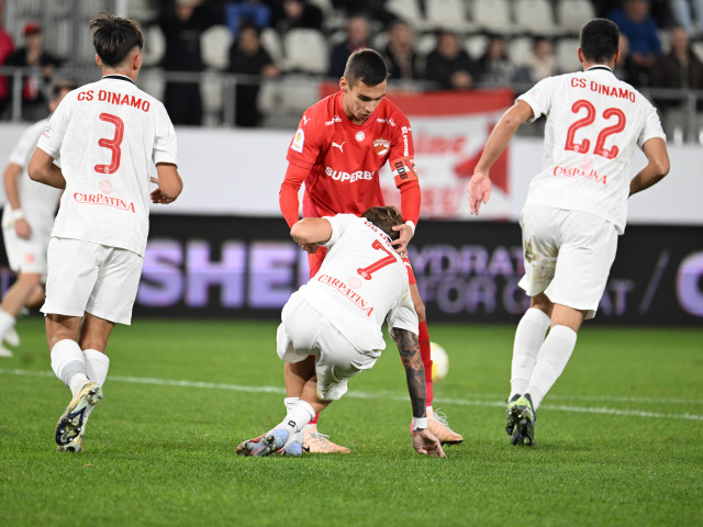 Video | CS Dinamo - FC Dinamo 1-3. Elevii lui Kopic s-au chinuit pe final în meciul ”de familie”