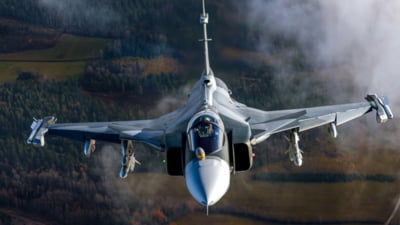 Zelenski merge în Suedia. Ucraina ar putea să primească temutele avioane de luptă JAS 39 Gripen, produse de compania Saab