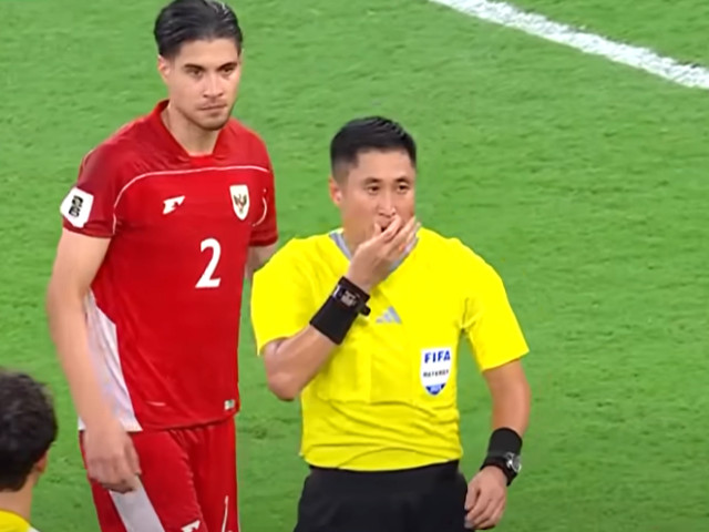 N-a stat pe gânduri! Decizia din minutul 90+9 care a declanșat "jihadul" în meciul numit "hoția secolului"