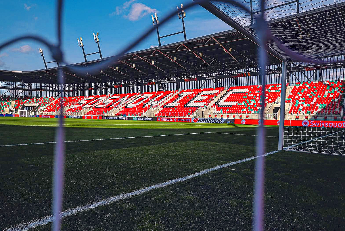 LIVE Rakow - Universitatea Craiova, etapa 1 în grupa Conference League