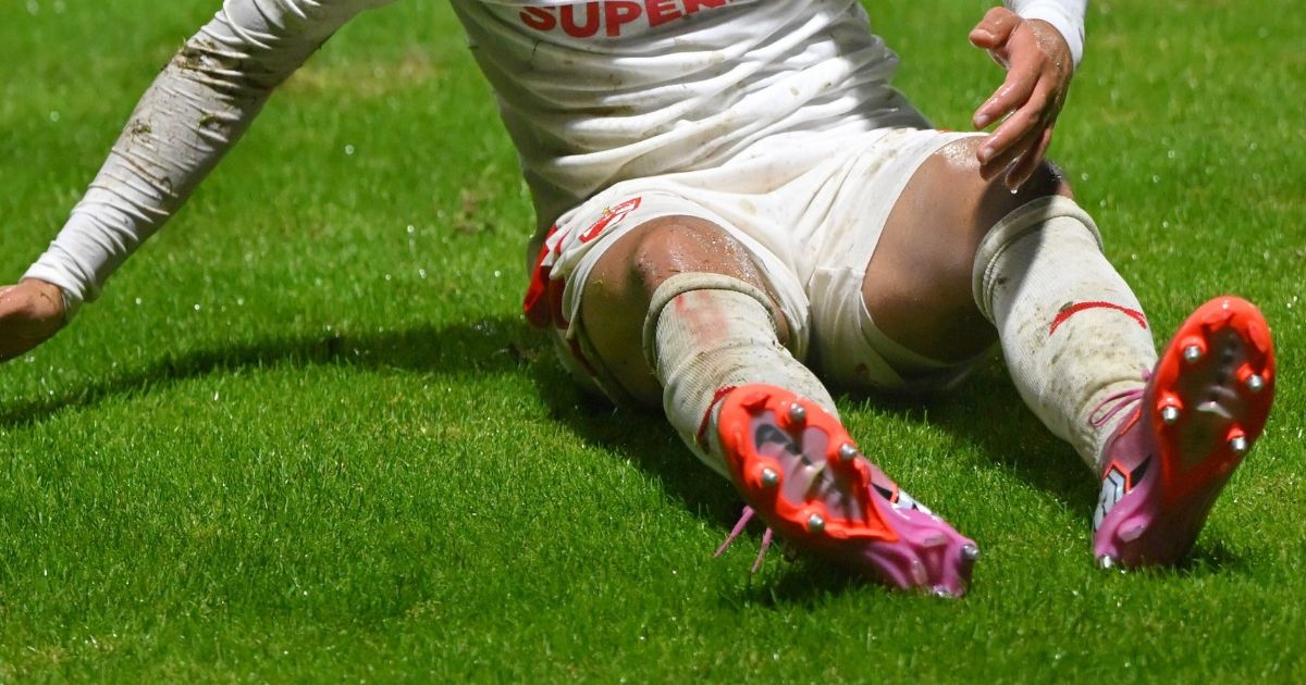 Înlocuitorul lui Musi. Ce variante U21 are Dinamo la derby-ul cu Rapid + Florentin Petre dă detalii despre starea extremei „câinilor”