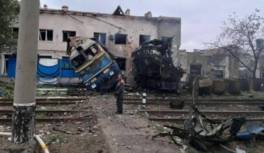 Ziua 1317 Locomotive aruncate în aer. Trump dă liber la informații secrete pentru atacurile în Rusia. Moscova amenință UE cu represalii