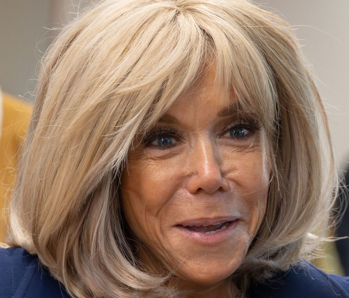 Fiica lui Brigitte Macron depune mărturie în procesul intentat pentru a demonstra că este femeie