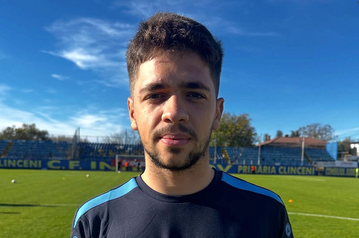 a făcut doi ani de juniorat la PSG