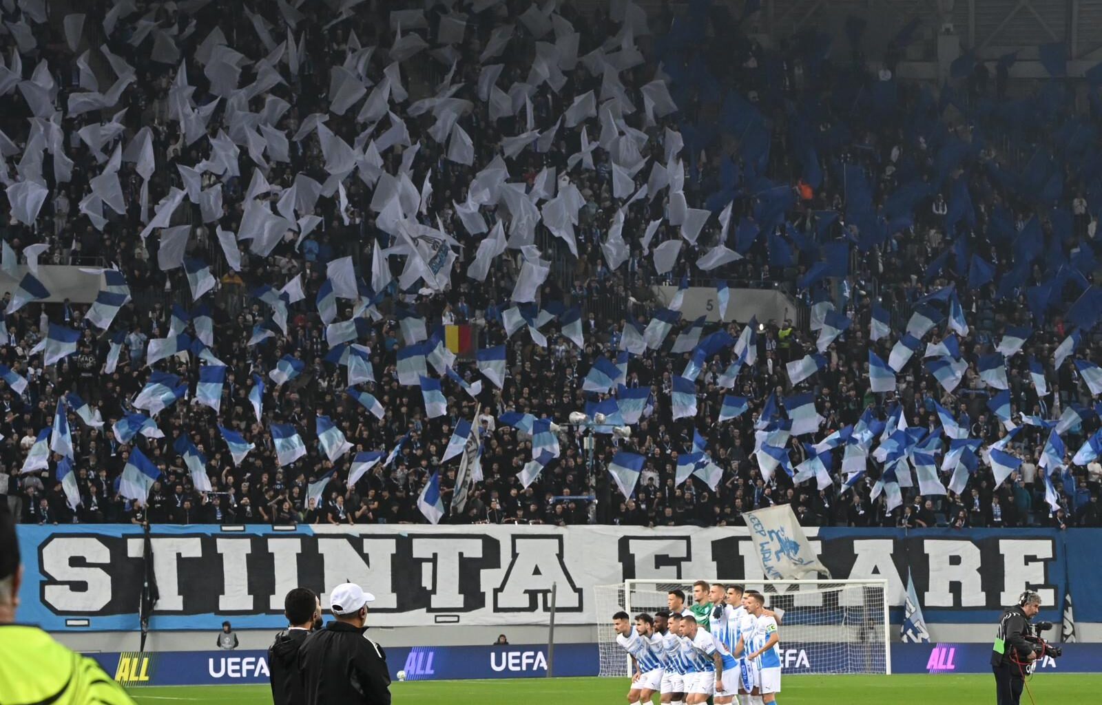 Câţi spectatori au fost pe la Universitatea Craiova