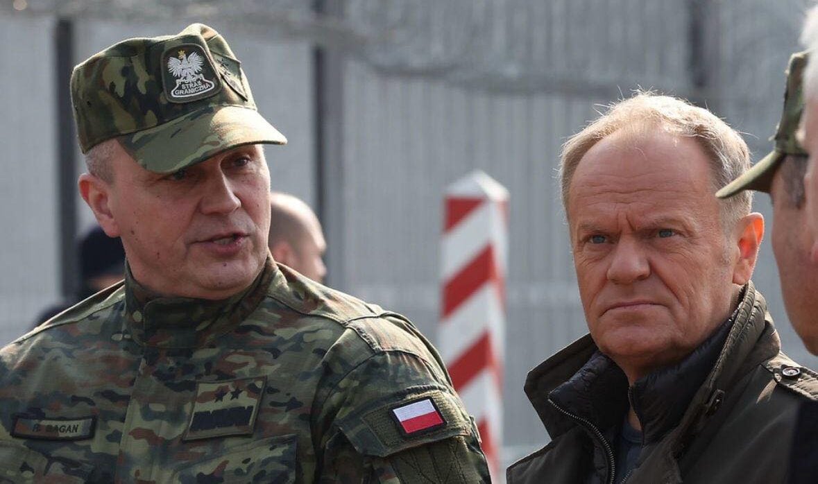 donald tusk polonia armata
