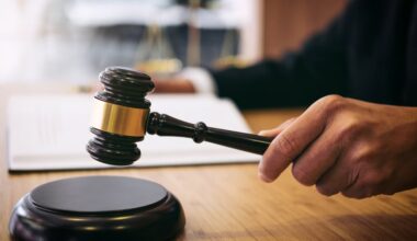 judecata, judecator, sentinta, justitie, ciocanel