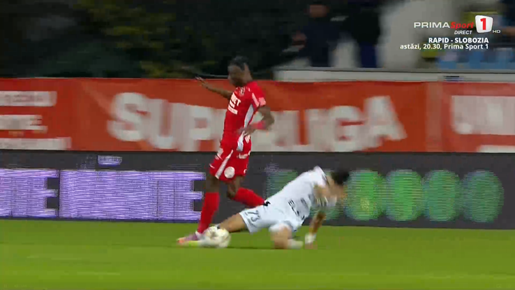 Narcis Ilaș s-a accidentat în FC Botoșani - Hermannstadt. FOTO: captură Prima Sport