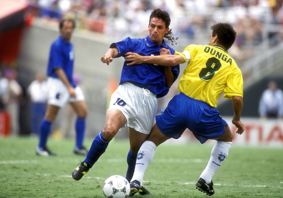 „Dacă aș fi avut un cuțit, m-aș fi înjunghiat” » Povestea „Tragediei de la Pasadena” și drama lui Roberto Baggio