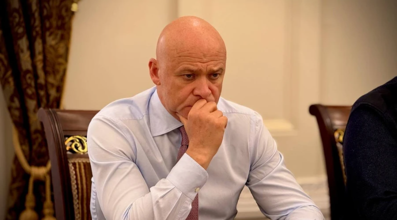 Zelenski a retras cetăţenia ucraineană a primarului Odesei. Este acuzat că deţinea paşaport rusesc