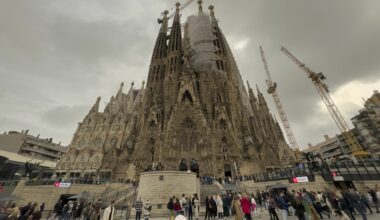 Sagrada Familia din Barcelona devine cea mai înaltă biserică din lume