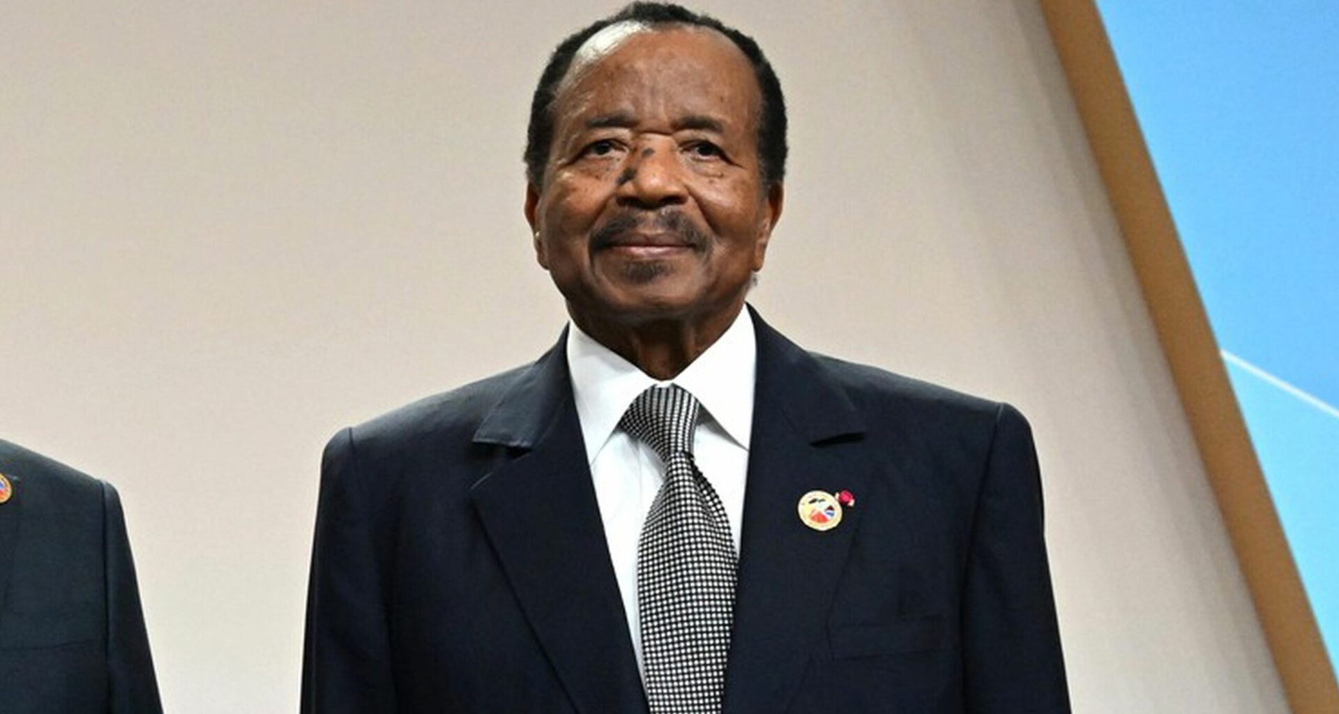 La 92 de ani, președintele Camerunului este pregătit pentru al optulea mandat