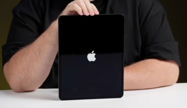 Apple pregăteşte trecerea la ecrane OLED pentru toate dispozitivele sale