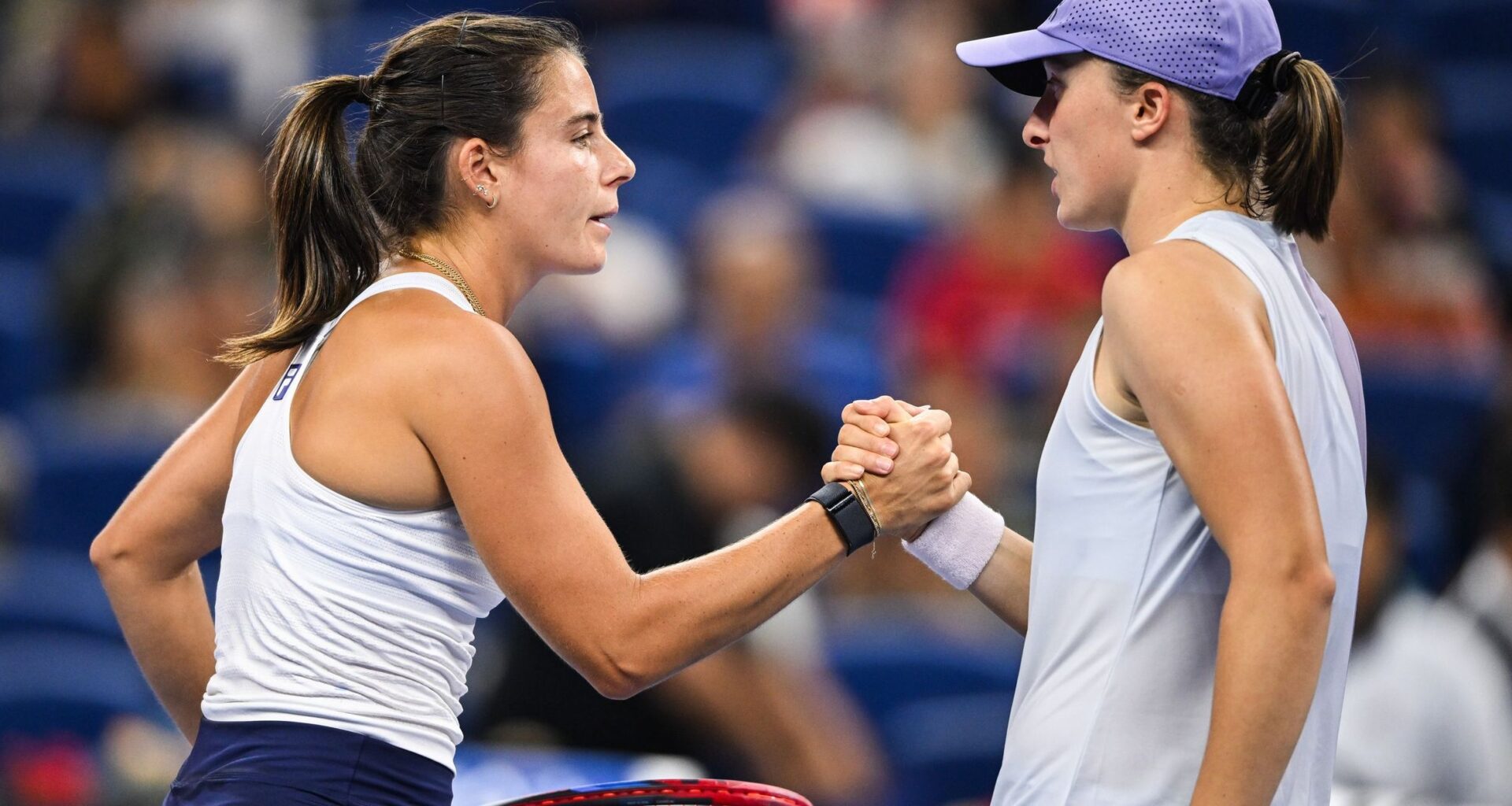 Swiatek a servit din "propriul medicament" la Beijing. Explicația polonezei după "covrigul" încasat de la Navarro: "Blocată"