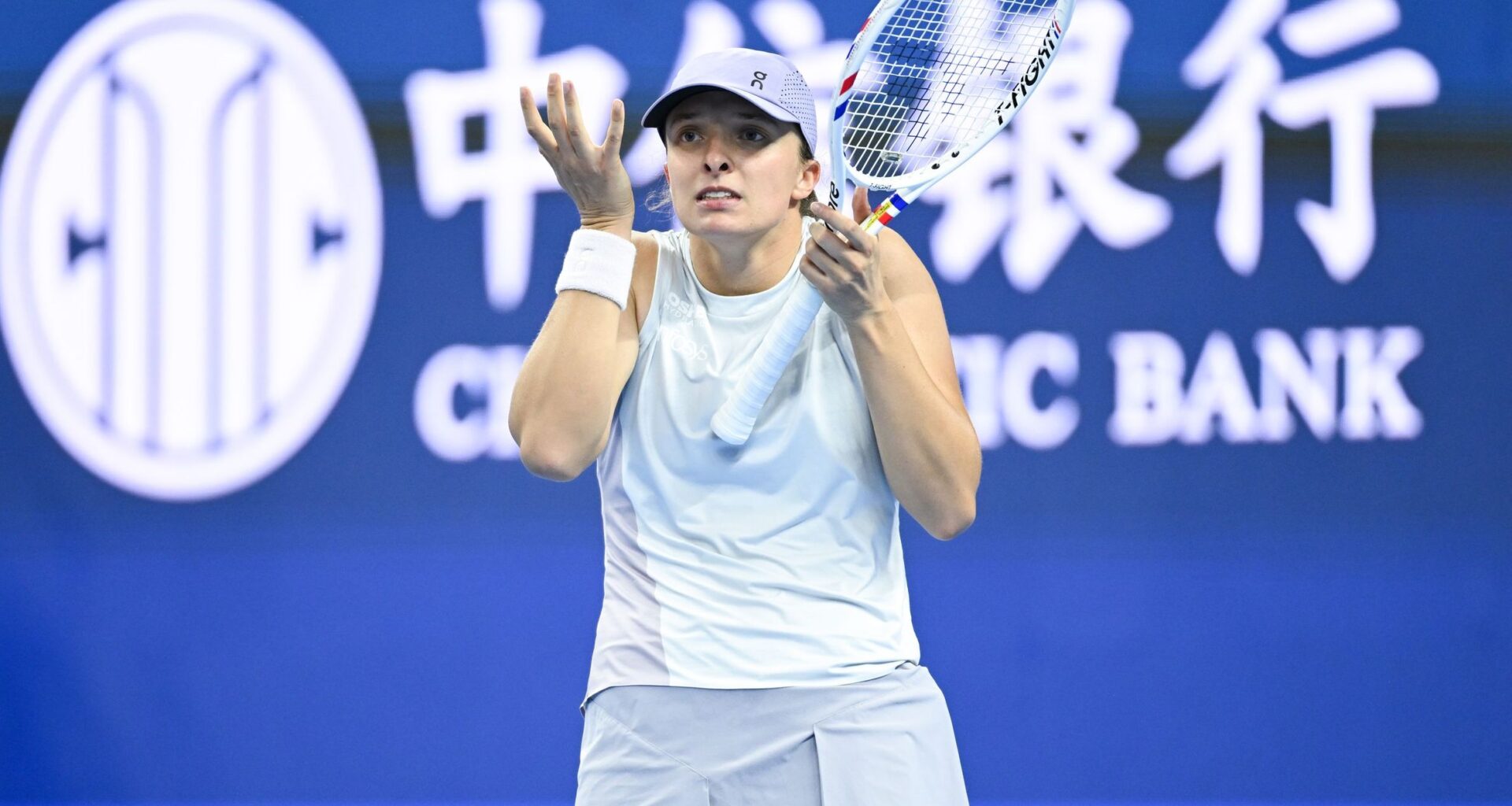 Record negativ evitat: Iga Swiatek a comis 70 de erori cu Navarro, dar are un meci și mai prost! Partida în care poloneza nu a găsit terenul