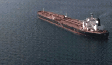 Mai mulţi membri ai echipajului navei „Pushpa” din flota-fantomă a Rusiei au fost arestaţi preventiv. Vasul este suspectat că ar fi lansat drone în Danemarca