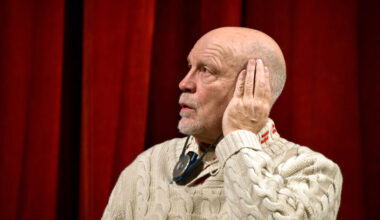 Ambasada României în SUA: John Malkovich e aproape jumătate român - o veste bună în contextul rolului său din filmul „Cravata Galbenă”