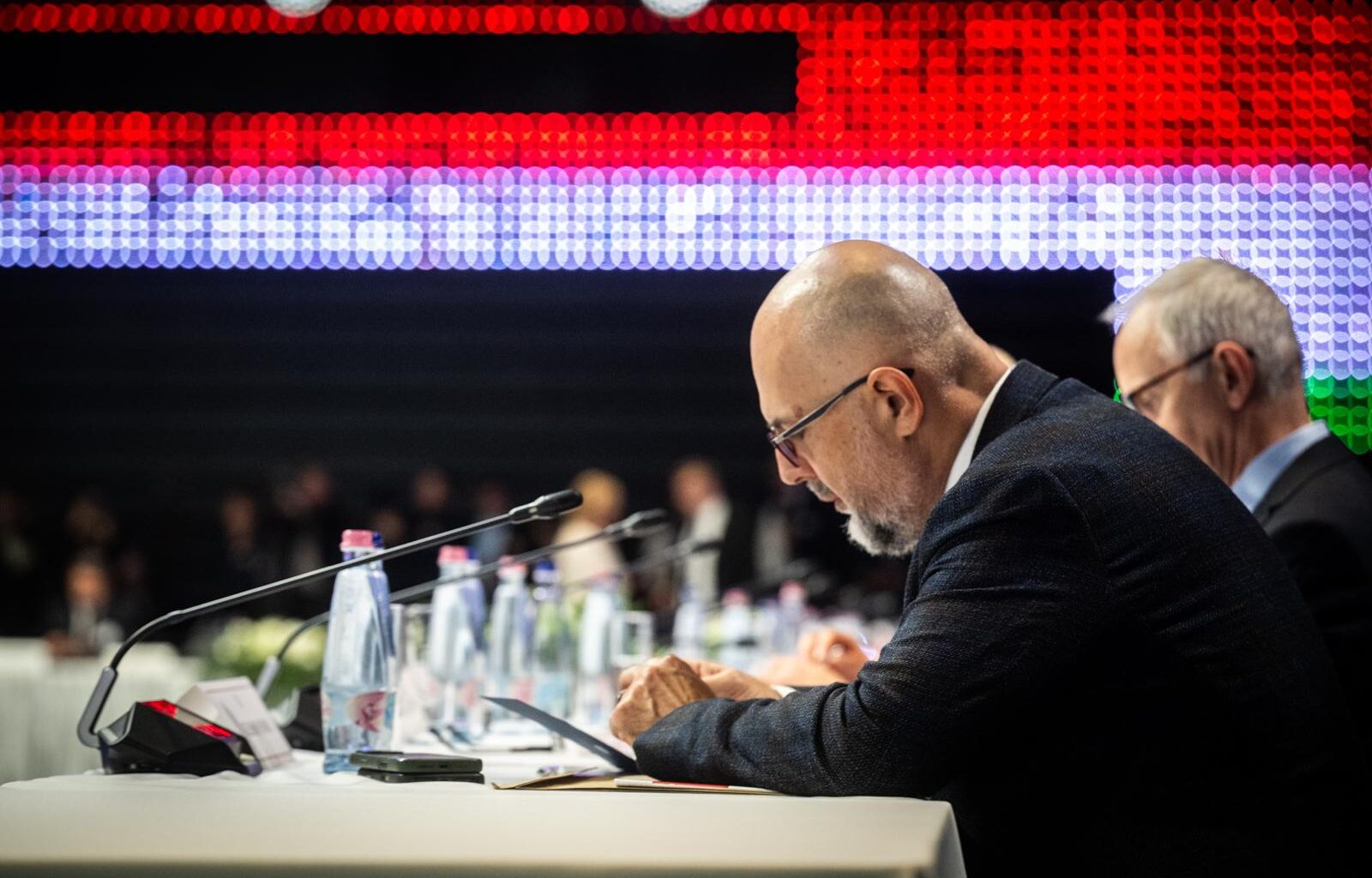 am încălcat legea! Am făcut șase borcane de gem de prune, împreună cu soția mea”