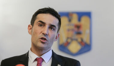 Claudiu Manda ar putea fi noul secretar general al PSD. Cine se luptă pentru cele patru funcţii de prim-vicepreşedinte - surse