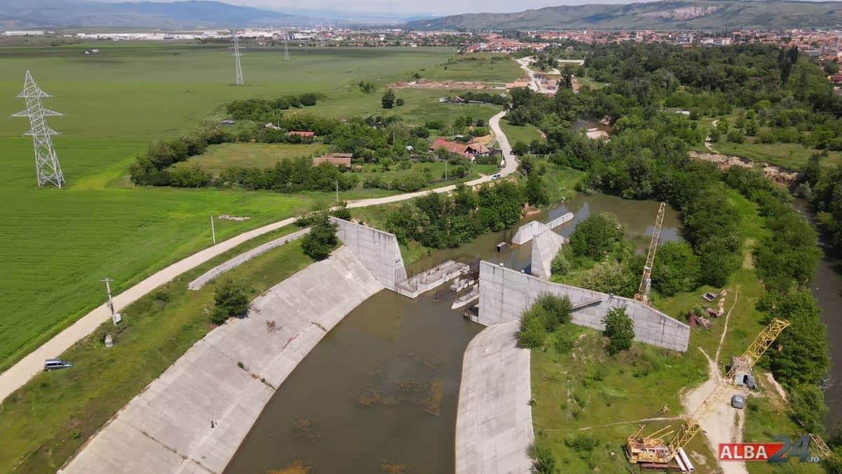 baraj de acumulare abandonat