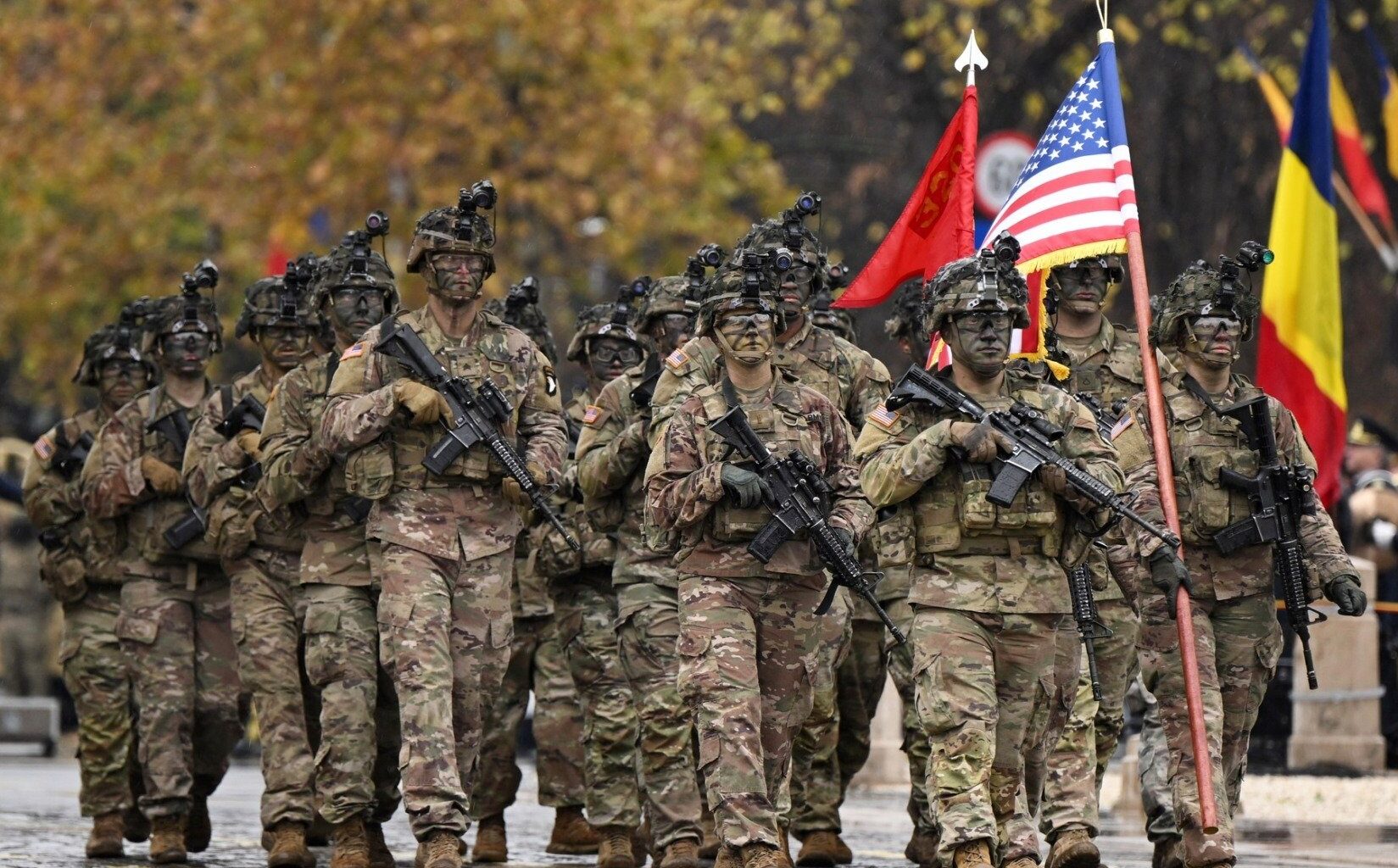 militari americani la parada in romania