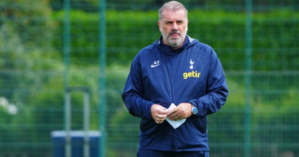 Șoc în Premier League! Fostul antrenor al lui Drăgușin a fost dat din nou afară