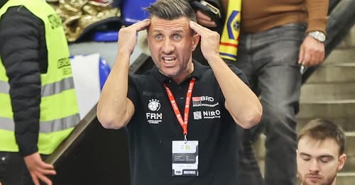 Antrenorul naționalei României, gest șocant în campionat: și-a lovit un jucător