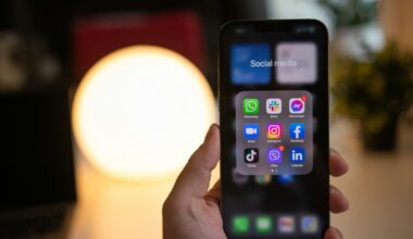 Meta declară război escrocheriilor online de pe WhatsApp și Messenger. Ce măsuri a introdus compania și cum vor rezolva asta