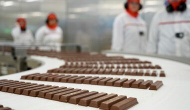 O companie multinațională din industria alimentară, cu unități de producție și în România, anunță că va concedia 16.000 de angajați