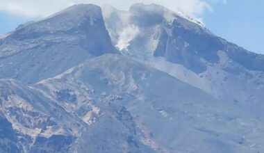 Vulcanul Taftan din Iran se trezește după 700.000 de ani