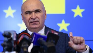 România devine „regim post-democratic”, cu alegeri la cheremul Guvernului. Partidele, în fața unui „test crucial”