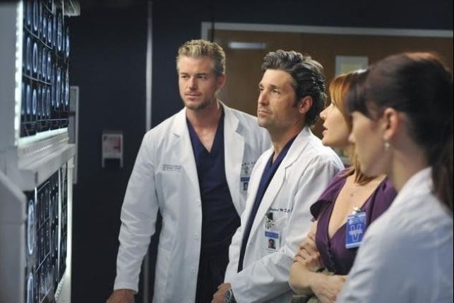 Eric Dane, actorul din „Anatomia lui Grey”, surprins în scaun cu rotile la Washington. Boala l-a transformat radical FOTO