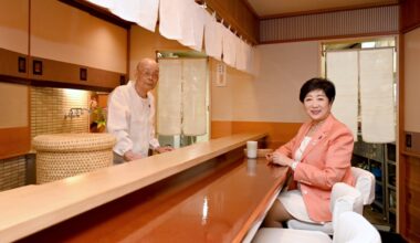 Faimosul bucătar nipon Jiro Ono, ''legenda sushi-ului'', a împlinit 100 de ani și nu vrea să se retragă. Care este rețeta vitalității sale