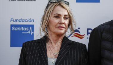 Nadia Comăneci, imagini de arhivă alături de fiul ei și iubita acestuia. Ipostaza amuzantă în care l-a surprins pe Dylan VIDEO