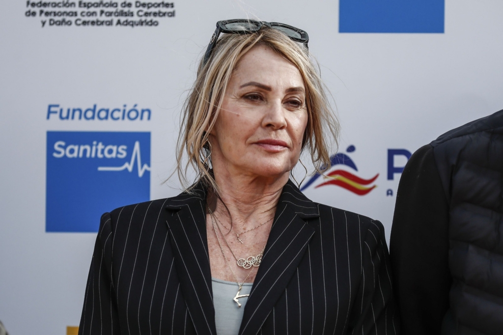 Nadia Comăneci, imagini de arhivă alături de fiul ei și iubita acestuia. Ipostaza amuzantă în care l-a surprins pe Dylan VIDEO