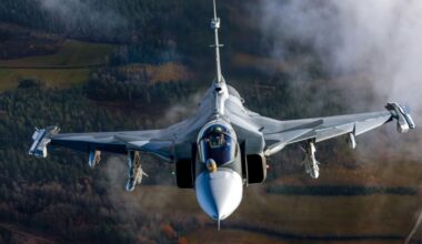 Zelenski merge în Suedia. Ucraina ar putea să primească temutele avioane de luptă JAS 39 Gripen, produse de compania Saab
