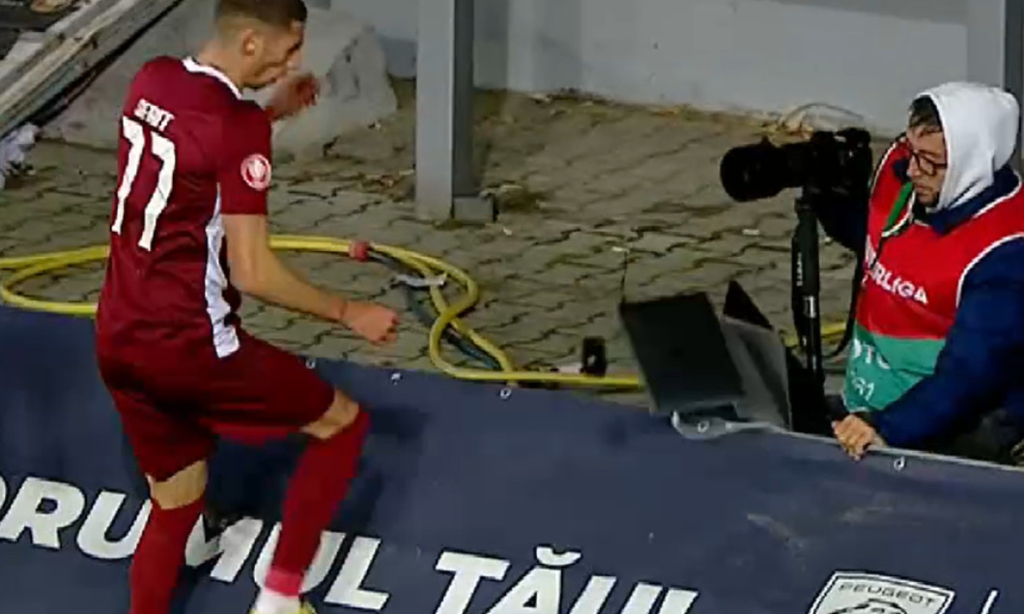 a distrus laptopul unui fotoreporter