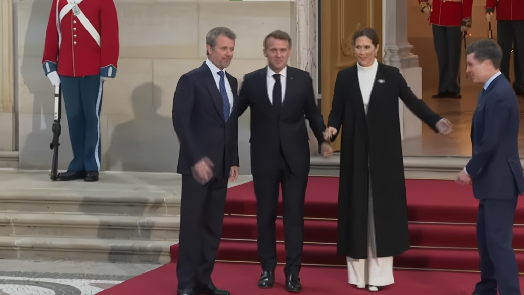 Un nou moment stânjenitor pentru Nicușor Dan. Președintele României, derutat la întâlnirea cu regele Frederic al X-lea și regina Maria VIDEO