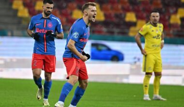 cade, se strâmbă, face urât''