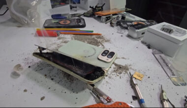 bateria a explodat în timpul „bend testului” VIDEO