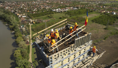 Patronii vor să mai aducă în România 150.000 de lucrători din afara Uniunii Europene, în anul 2026