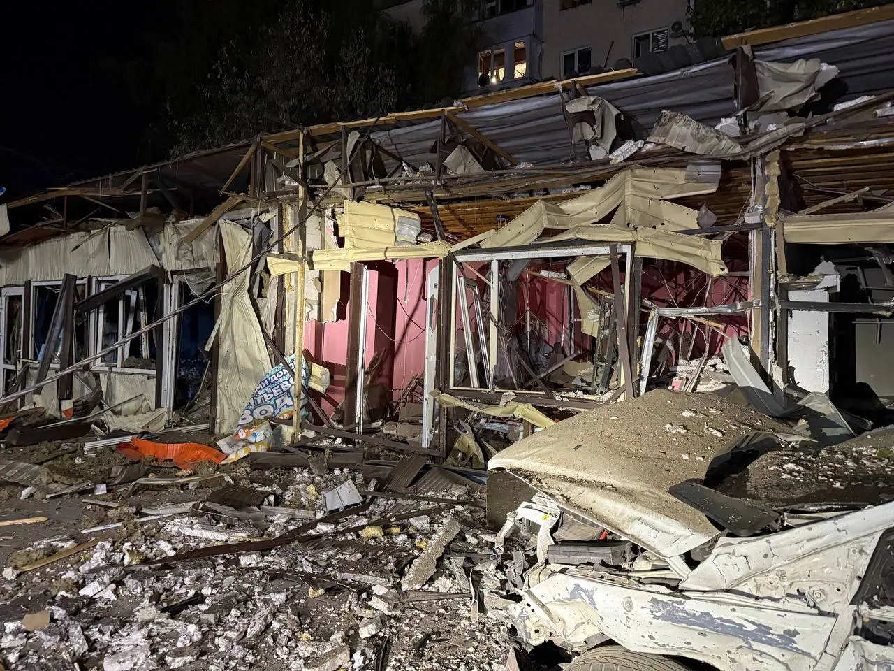 Ucraina nu ar trebui să renunțe la teritoriu în schimbul păcii cu Rusia / Ucraina atacă cu drone regiunile rusești Bryansk și Rostov